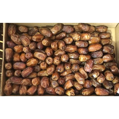 Semi dry Egyptian dates with PItes