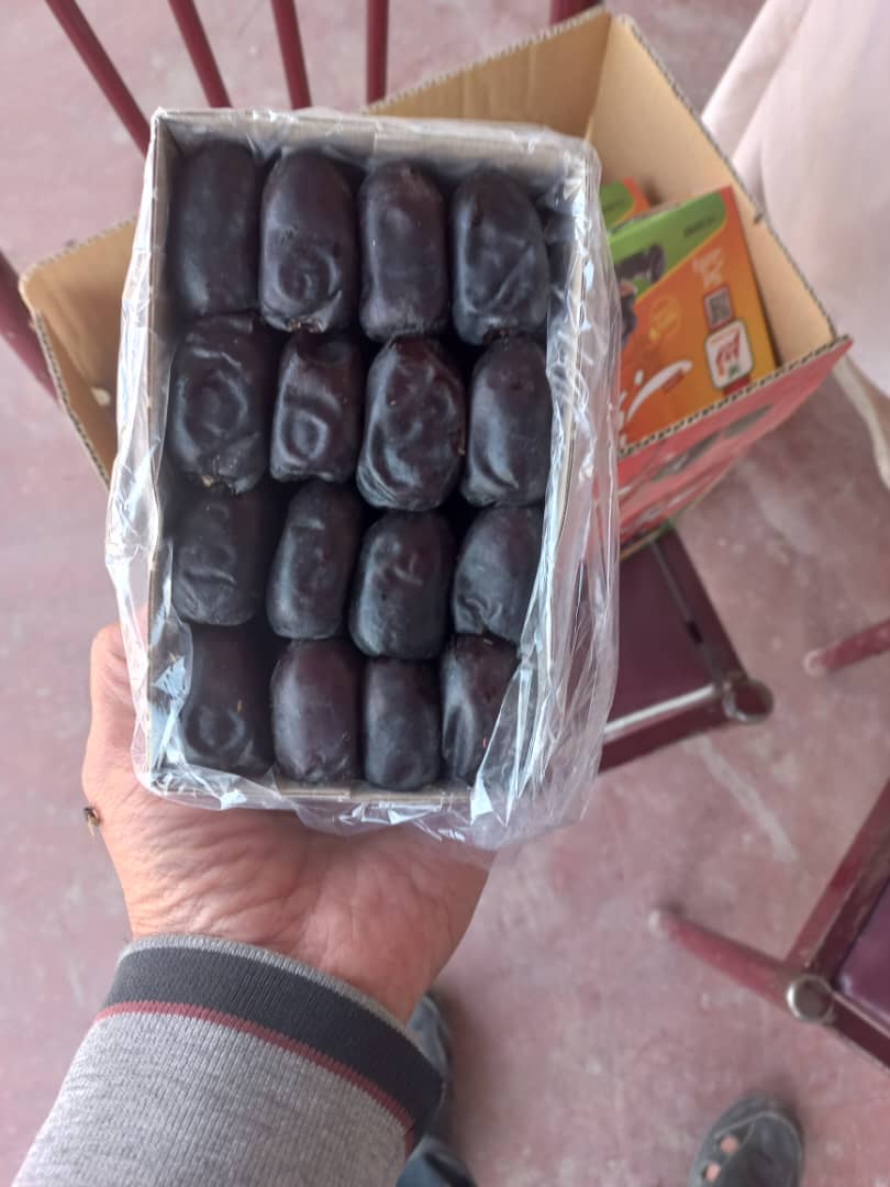 Mazafati Dates