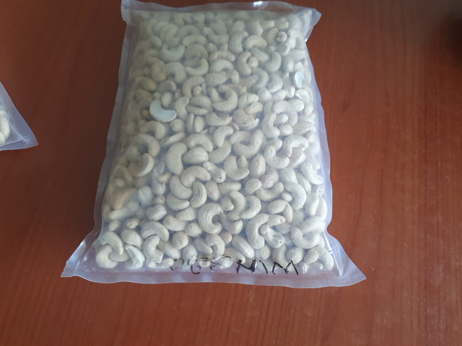 Cashew kernels