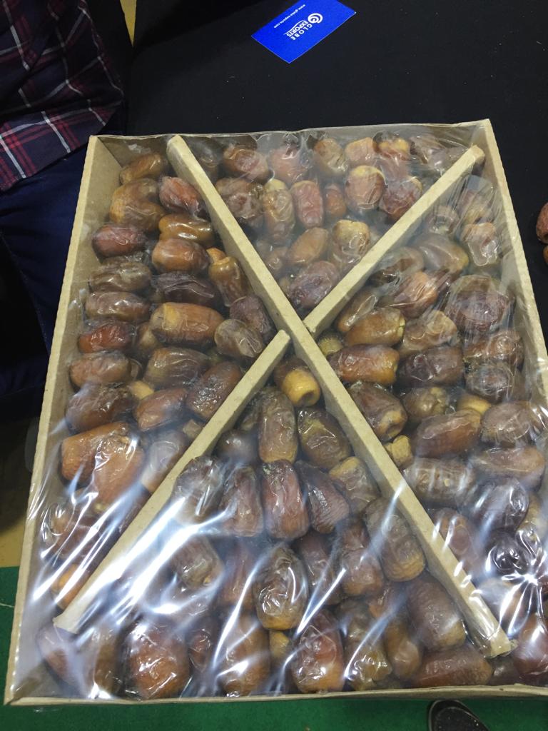 SEMI DRY DATES GRADE A PACKED IN 10 KGS PACK